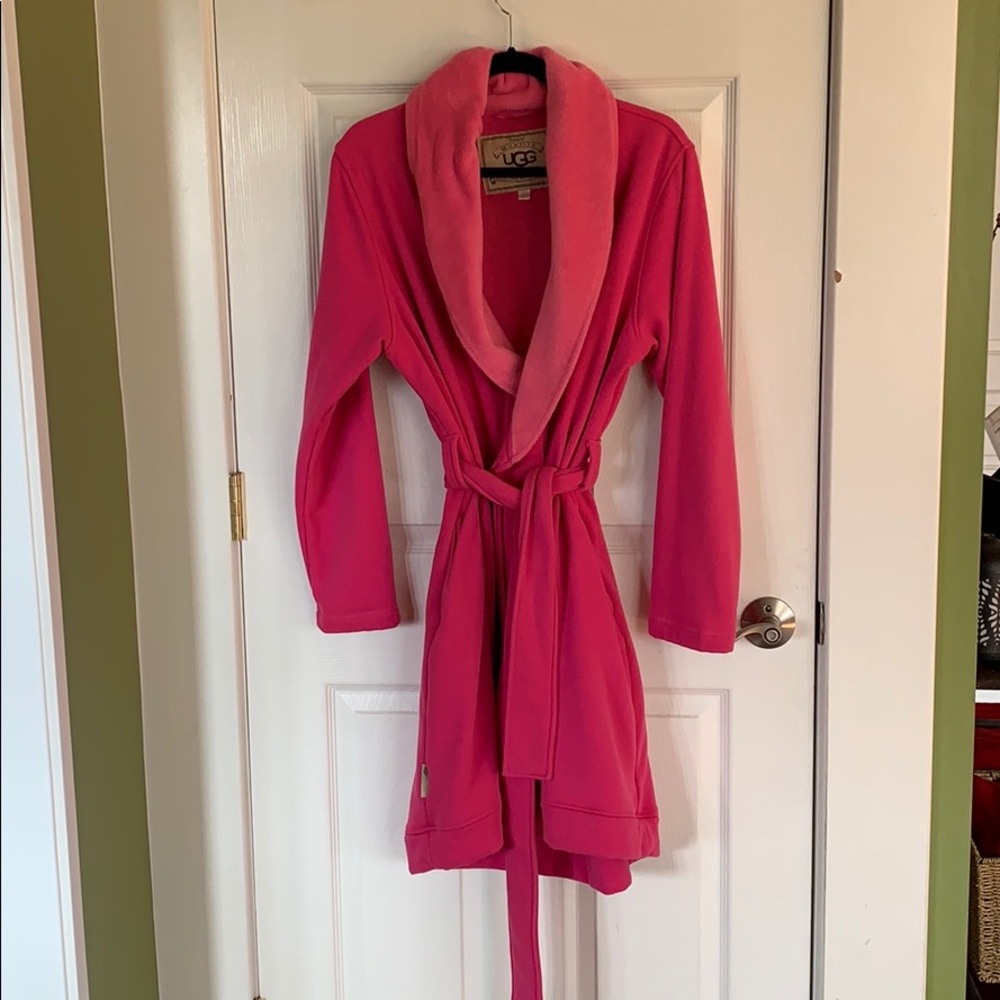 UGG Australia Robe Pink Womens Large